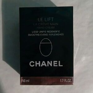 CHANEL Le Lift Hand Cream in Black Packaging 1.7oz